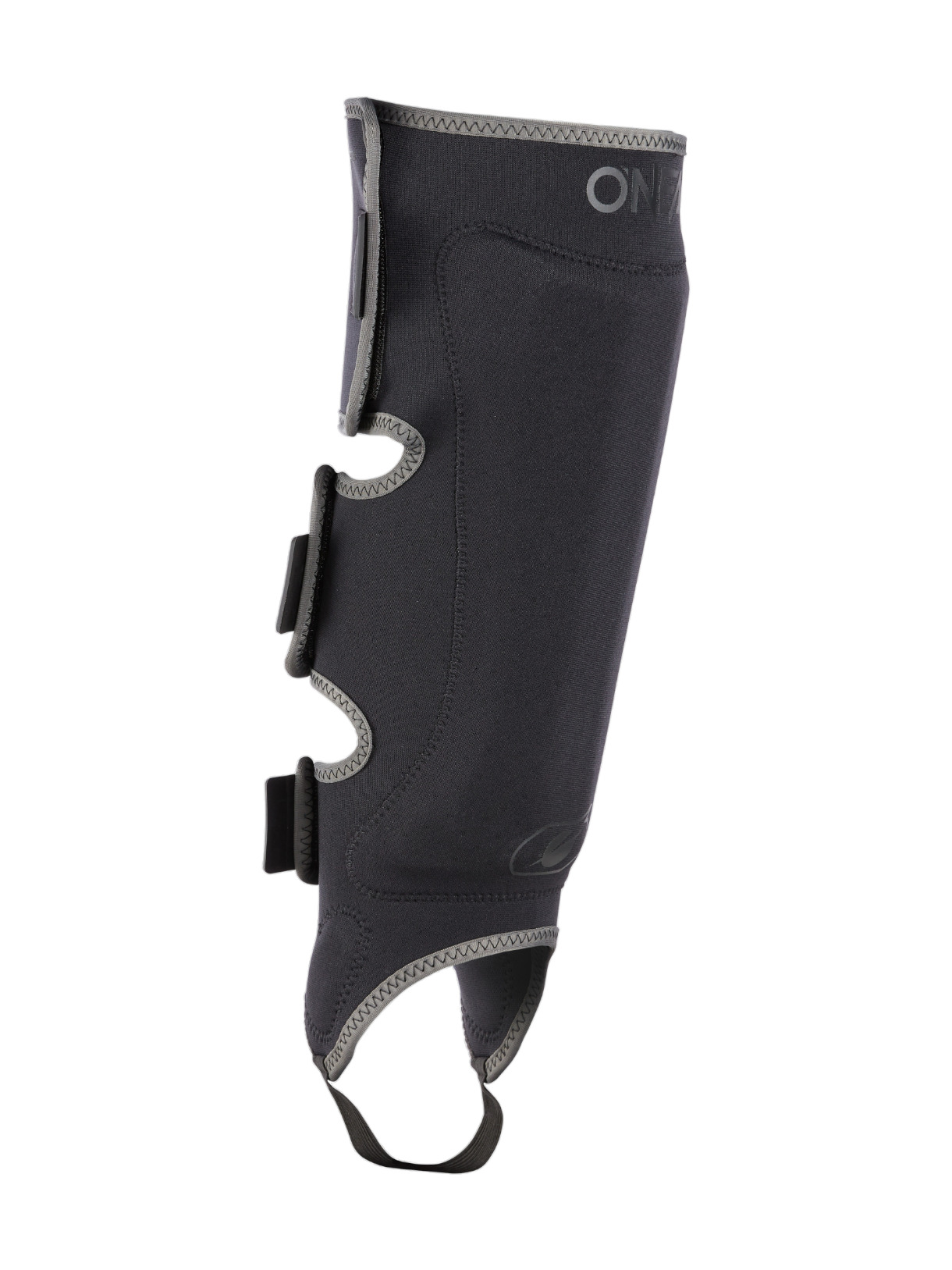 Straight V.23 Schienbeinschützer 3