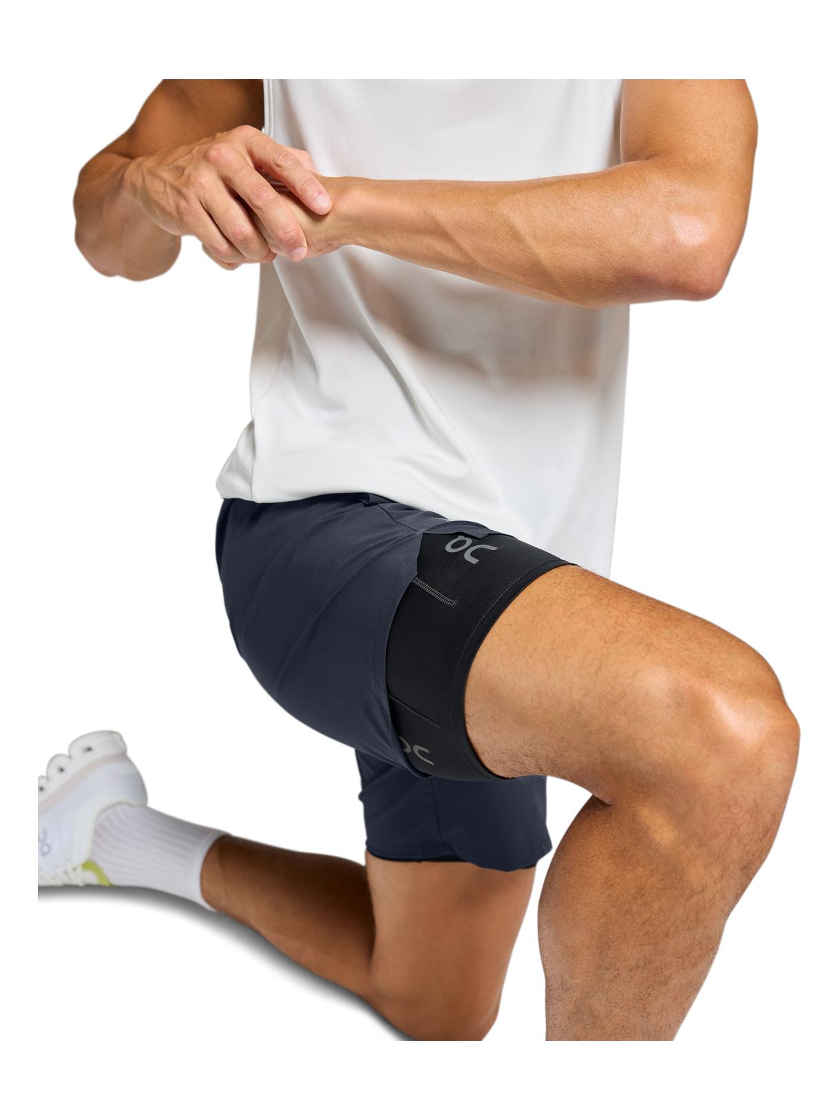 Performance Hybrid Short 7